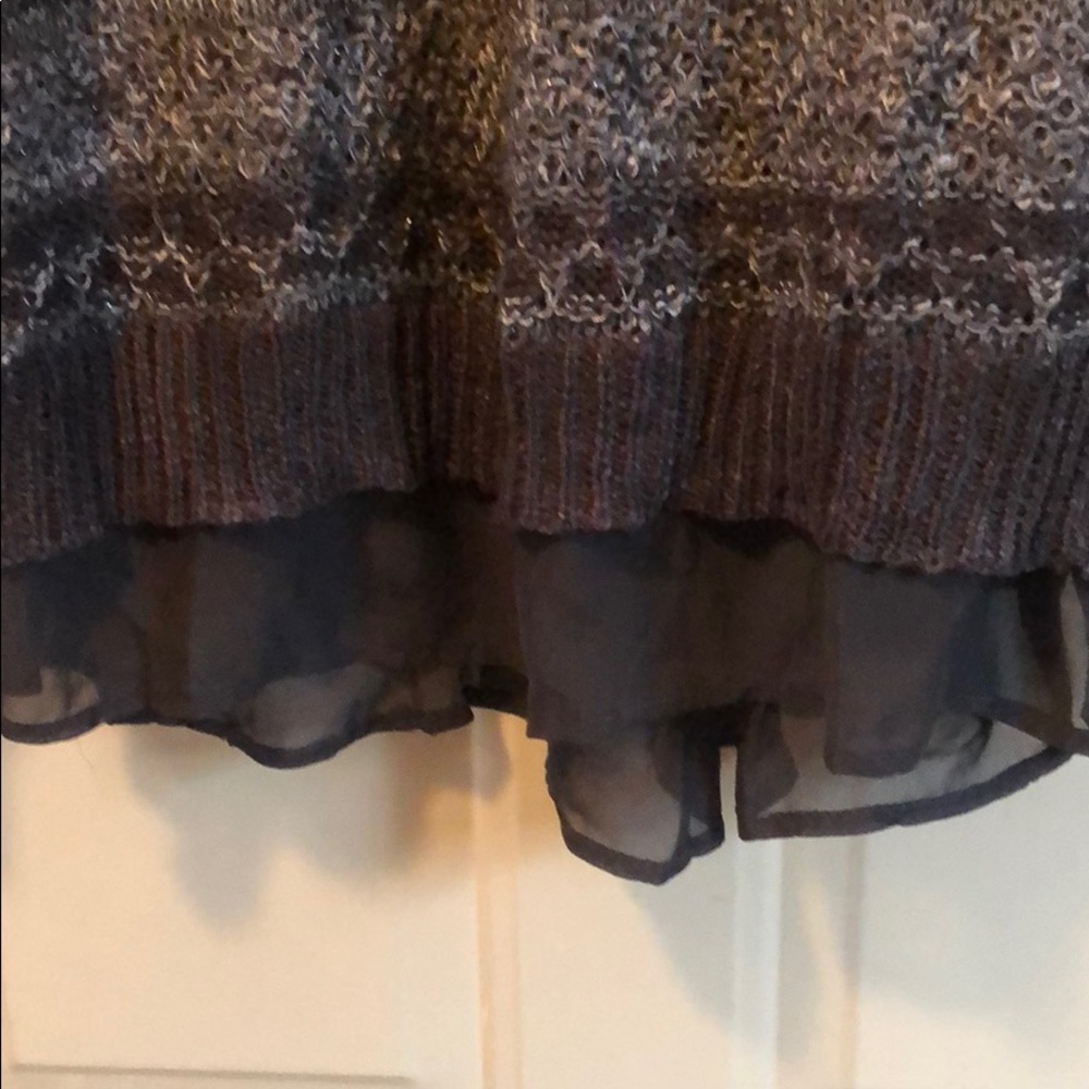 Sweater - Picture 4 of 7